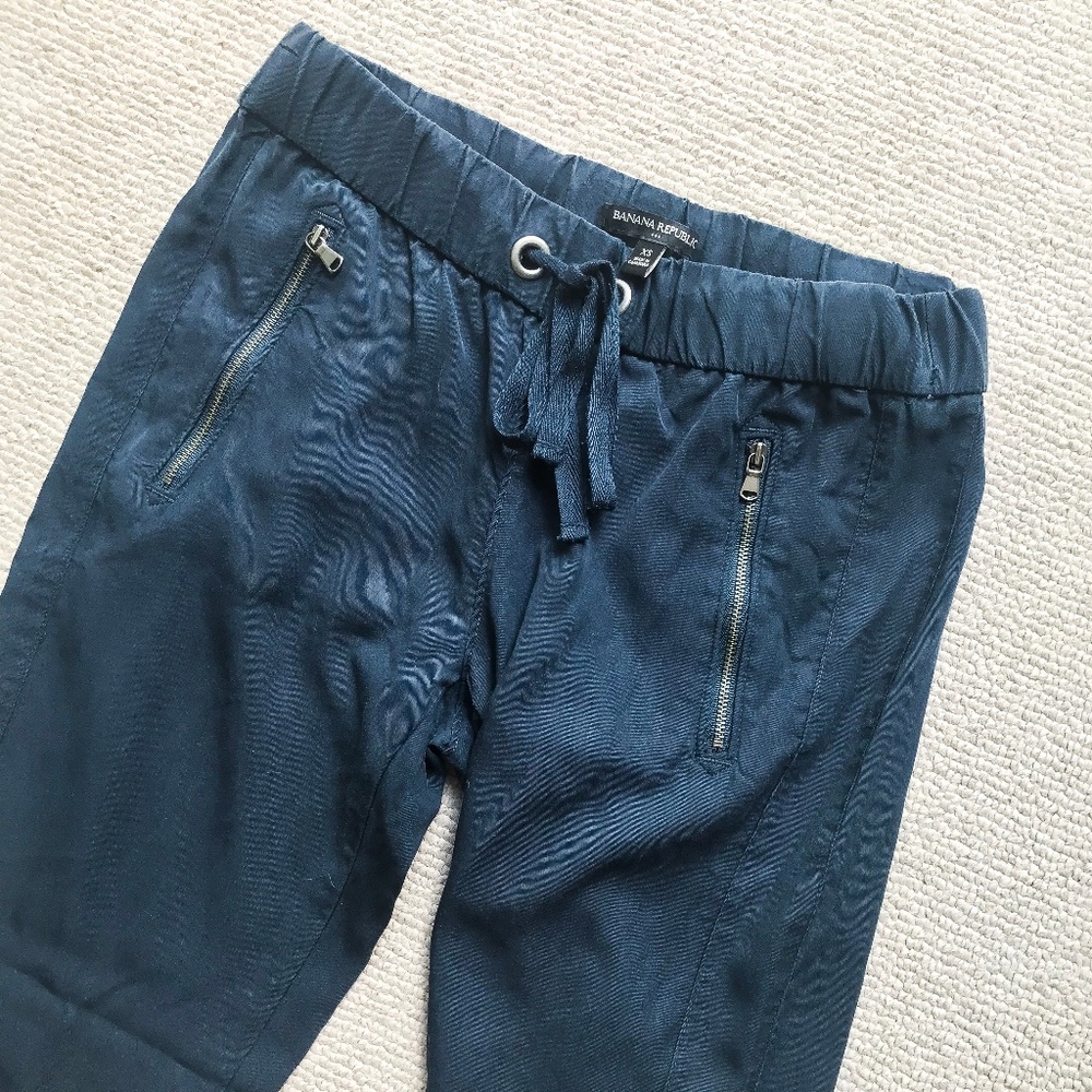 Banana Republic Jogger Pants - size XS